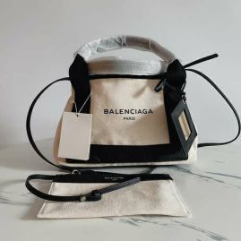 Picture of Balenciaga Lady Handbags _SKUfw110900700fw